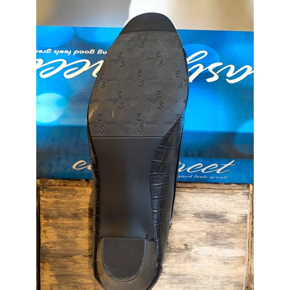 Easy Street Black Croco Women's Size 6.5M 1.5" Block Heel Shoes Box New - Picture 5 of 8